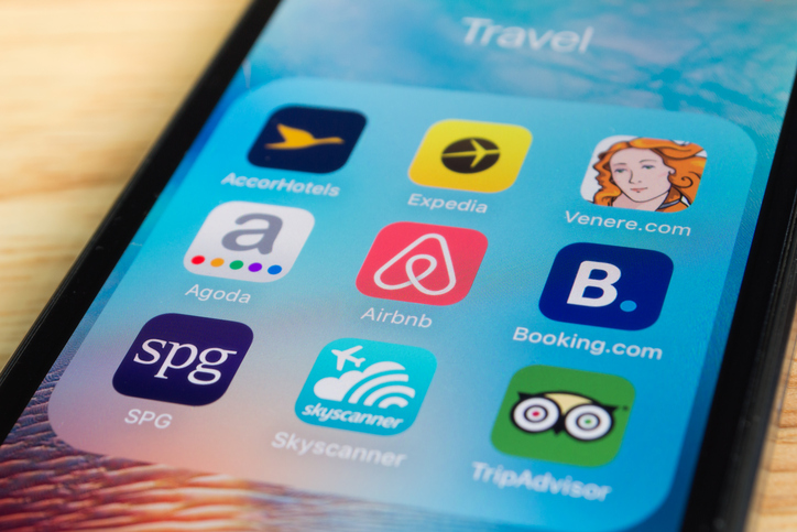 travel apps on a cell phone